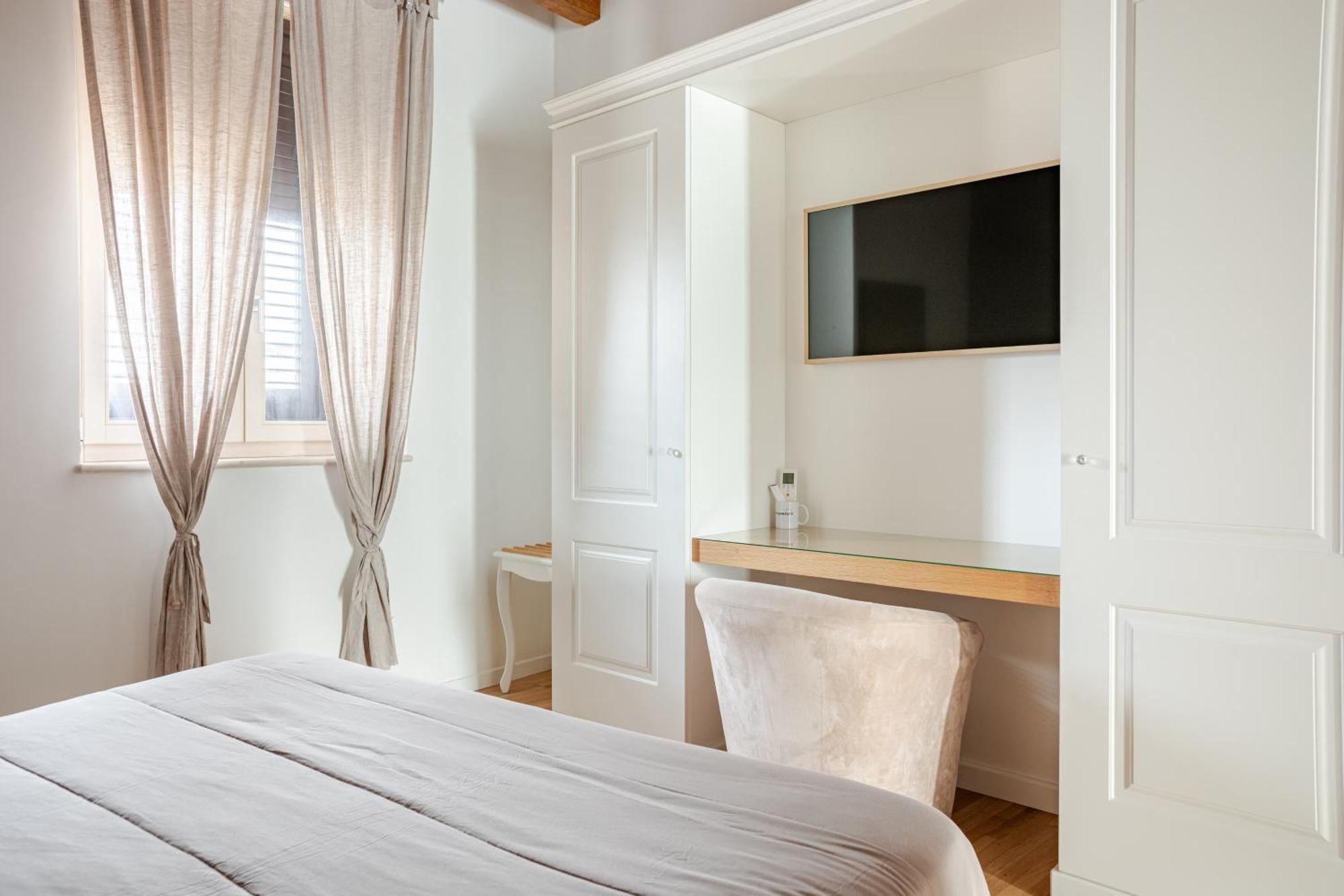 Cattedralflats -Comfort, Stile E Vista Sulla Cattedrale Bari Luaran gambar