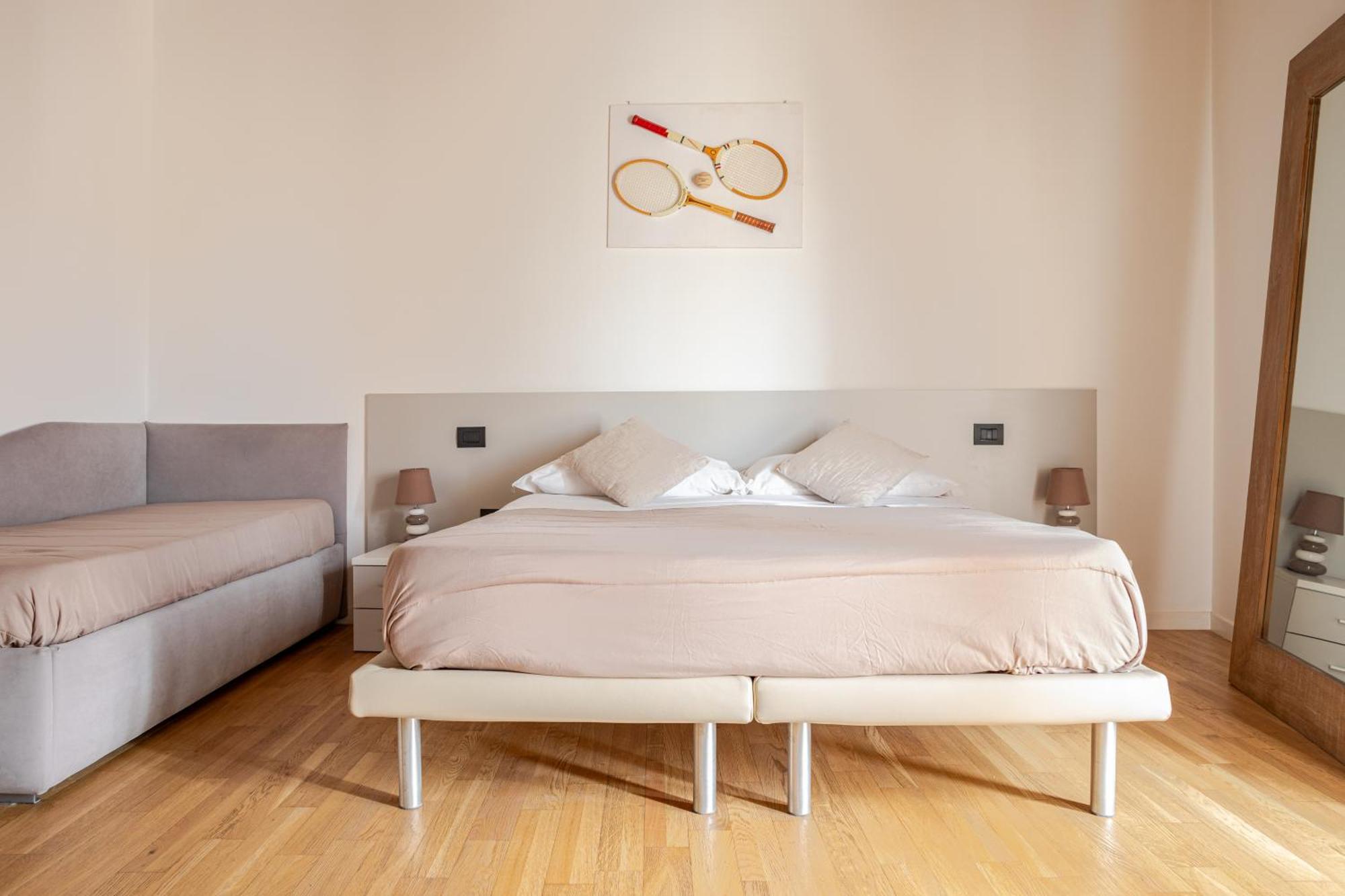 Cattedralflats -Comfort, Stile E Vista Sulla Cattedrale Bari Luaran gambar