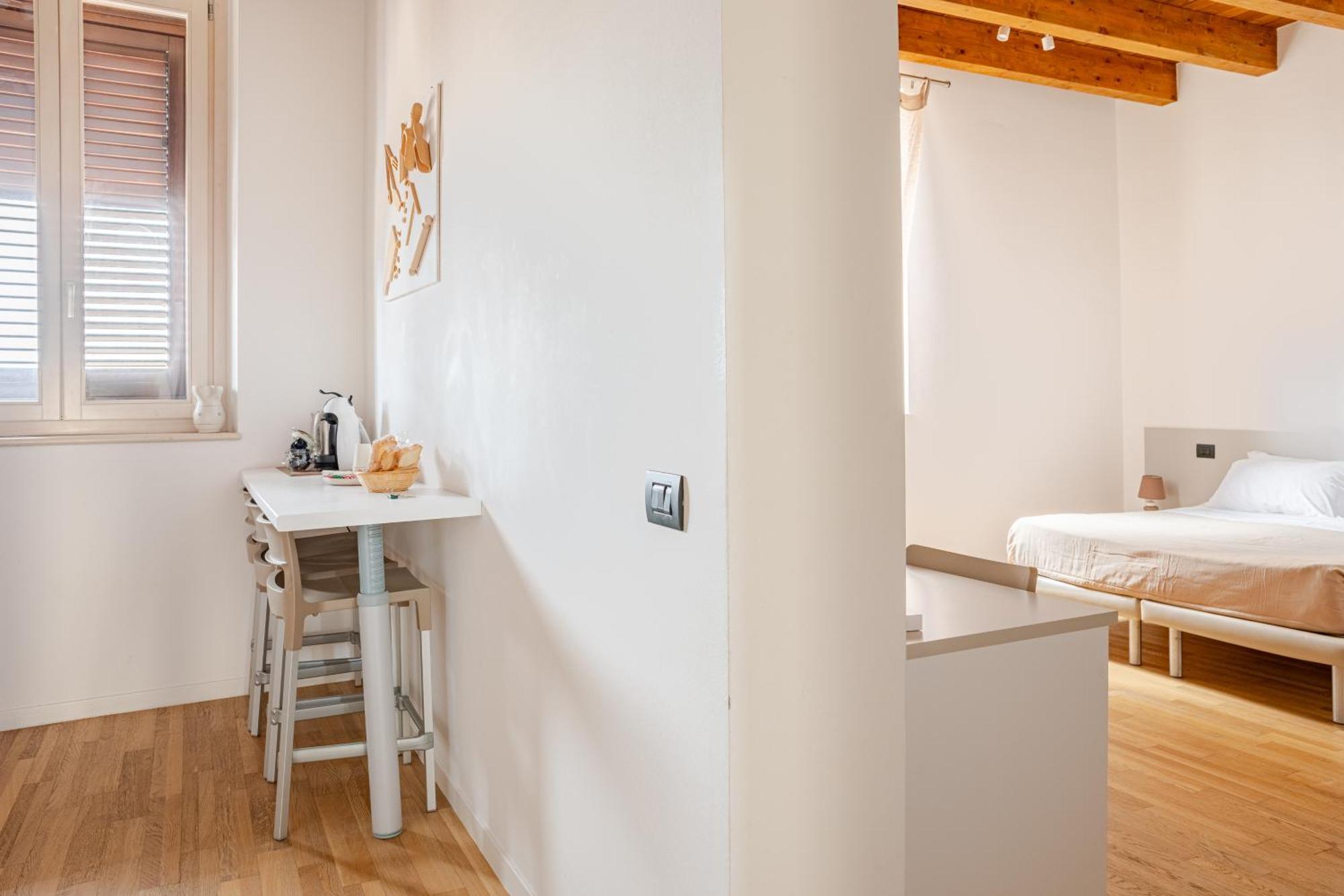 Cattedralflats -Comfort, Stile E Vista Sulla Cattedrale Bari Luaran gambar